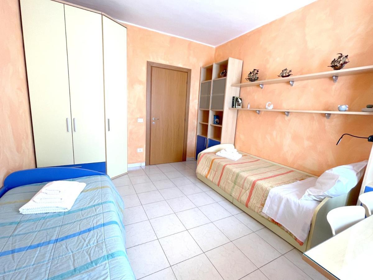 Accomodo Mib28 Bivano Navigli Apartment *